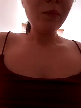Aniolekl online show from 06-06-26, 12:43