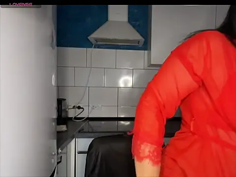 Annbigass online show from 06-01-26, 03:18
