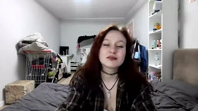 LoiseLovetto online show from 06-20-26, 07:30