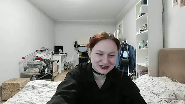 LoiseLovetto online show from 06-25-26, 06:02