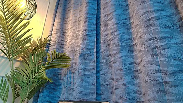 Snapshot of Eman_Wave chatting on 07-15-26, 12:39 Eman Wave online show from 07-15-26, 12:39