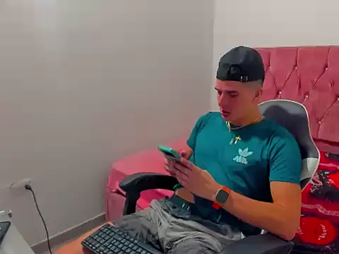 elvis luciano online show from 06-04-26, 06:51