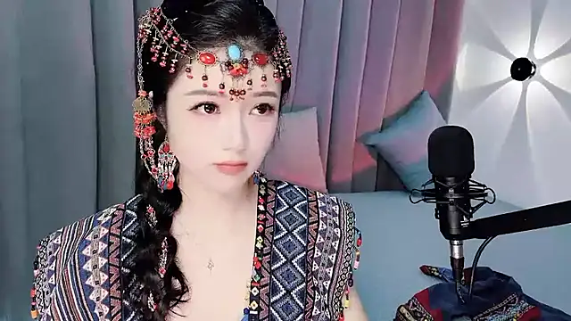 Snapshot of Momo-Wow chatting on 07-05-26, 06:20 Momo-Wow online show from 07-05-26, 06:20