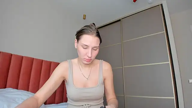 Snapshot of SofiClimbing chatting on 01-04-25, 05:27 SofiClimbing online show from 01-04-25, 05:27