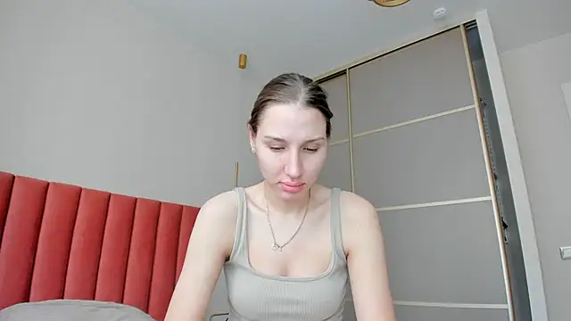 Snapshot of SofiClimbing chatting on 03-04-25, 04:38 SofiClimbing online show from 03-04-25, 04:38