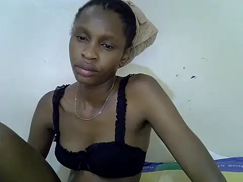 Snapshot of velvet_luxe chatting on 07-08-26, 10:43 velvet luxe online show from 07-08-26, 10:43