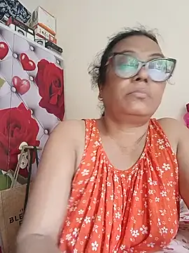 Snapshot of chatterjeesayani567 chatting on 06-24-26, 05:50 chatterjeesayani567 online show from 06-24-26, 05:50