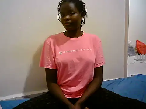 BerryJulie online show from 06-16-26, 05:13