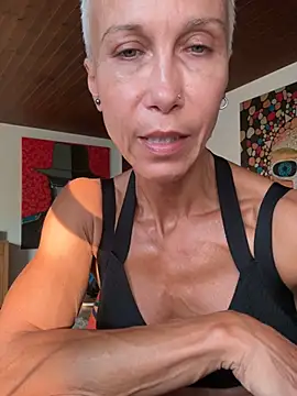 Snapshot of GymQueenCarmen chatting on 07-19-26, 05:16 GymQueenCarmen online show from 07-19-26, 05:16
