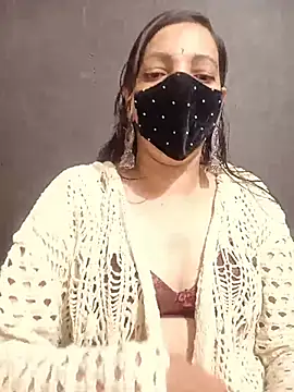 Lovely-Manisha143 online show from 06-22-26, 05:37