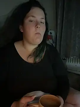 CurvyScarlett69 online show from 07-05-26, 01:43