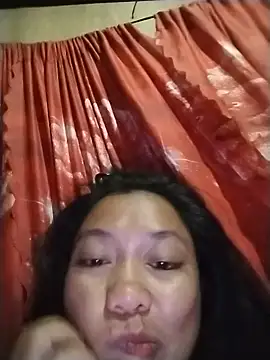 Yummyleyn online show from 06-01-26, 01:11