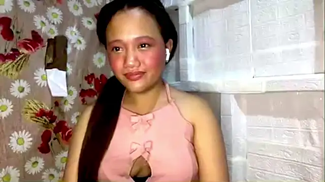 Snapshot of Abegail2221 chatting on 07-06-26, 01:18 Abegail2221 online show from 07-06-26, 01:18