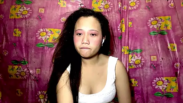 Snapshot of Abegail2221 chatting on 06-18-26, 12:21 Abegail2221 online show from 06-18-26, 12:21
