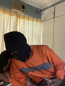 sneakylinky014 online show from 07-15-26, 01:07