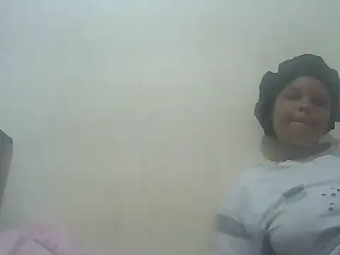 stephgoddess23 online show from 07-08-26, 12:57