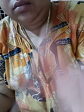 Snapshot of silky_rose29 chatting on 07-16-26, 03:31 silky rose29 online show from 07-16-26, 03:31