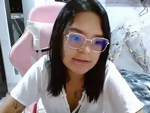 evelovee25 online show from 06-02-26, 12:10