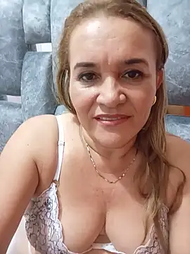 Sara hilton02 online show from 06-05-26, 01:21