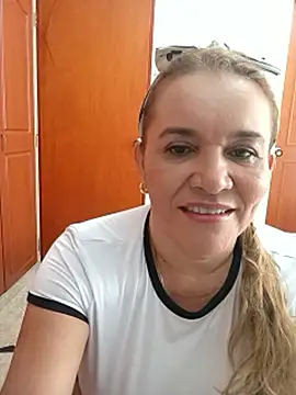 Sara hilton02 online show from 06-14-26, 02:29