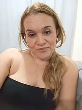 Sara hilton02 online show from 06-26-26, 01:22