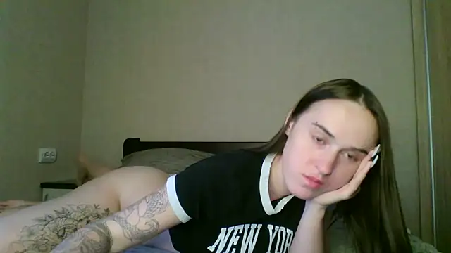 elliza snow online show from 06-18-26, 11:37