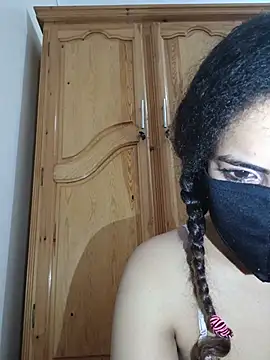 chochabella online show from 07-05-26, 03:33