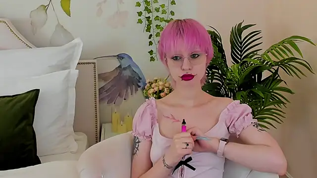 Snapshot of LauraDiazz chatting on 07-09-26, 03:00 LauraDiazz online show from 07-09-26, 03:00