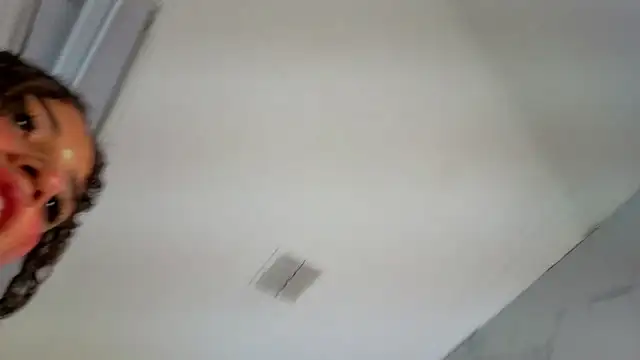 baby1 s online show from 06-10-26, 02:18