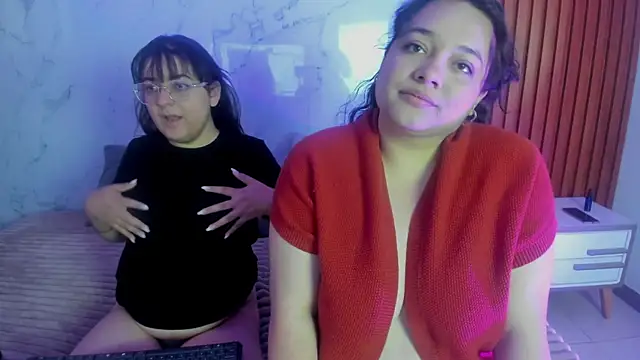 genesis y moon online show from 06-22-26, 12:13
