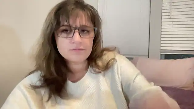 maddiliz online show from 12-21-25, 08:05