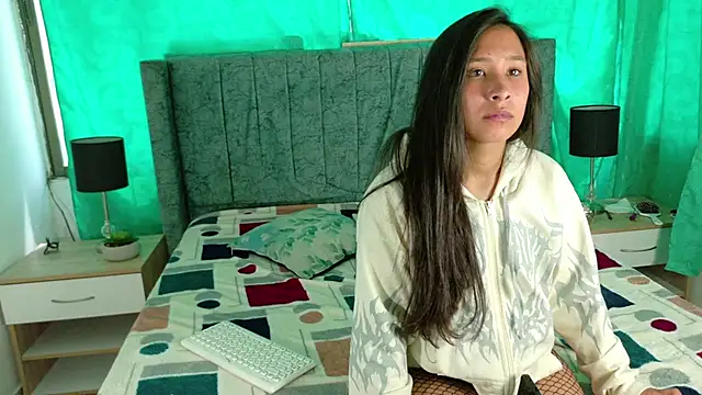 Lexy Mini online show from 06-14-26, 04:30