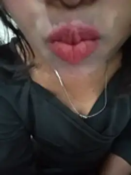 Snapshot of Sexy-Zeenat chatting on 07-19-26, 05:27 Sexy-Zeenat online show from 07-19-26, 05:27
