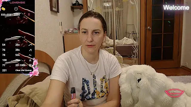 Yevgeshka-Milashka online show from 12-18-25, 04:17