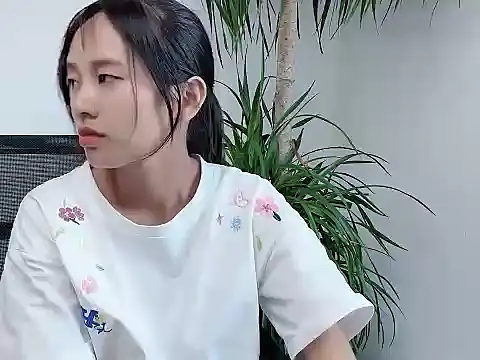 xiaolei-99 online show from 06-02-26, 08:14