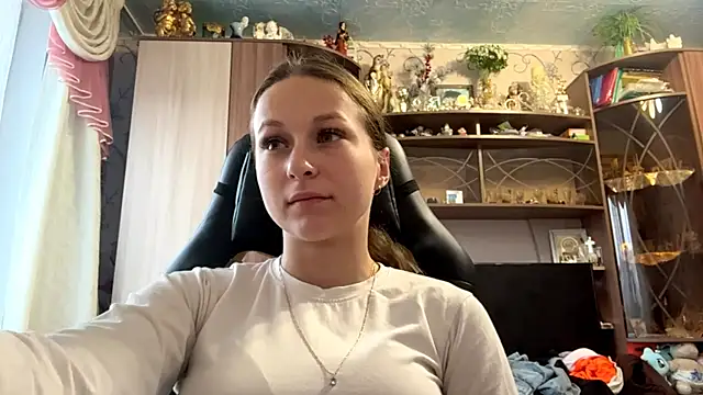 Snapshot of TaIliedGuest chatting on 07-15-26, 02:40 TaIliedGuest online show from 07-15-26, 02:40
