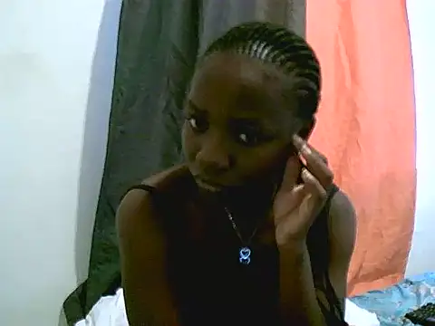 QueenSar online show from 06-27-26, 10:54