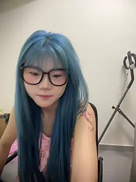 QIQI-QIQI-01 online show from 08-02-26, 10:57