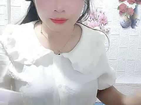 Snapshot of -Site-lee chatting on 06-19-26, 08:31 -Site-lee online show from 06-19-26, 08:31