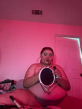 yurfavbaddie online show from 06-26-26, 01:00