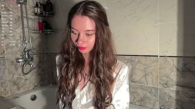 kittyrae online show from 06-24-26, 07:18