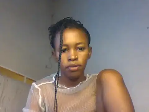 LittleLala  online show from 06-11-26, 08:22