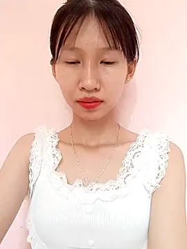 Snapshot of Abi_girl12 chatting on 06-23-26, 04:21 Abi girl12 online show from 06-23-26, 04:21