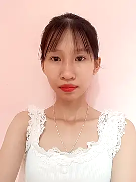 Snapshot of Abi_girl12 chatting on 06-27-26, 04:40 Abi girl12 online show from 06-27-26, 04:40
