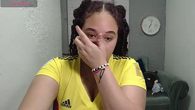 leilasosexy online show from 06-17-26, 12:26