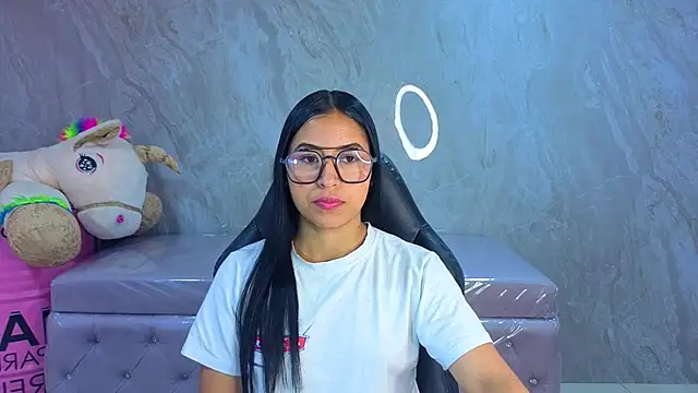 lia x a online show from 06-08-26, 01:00