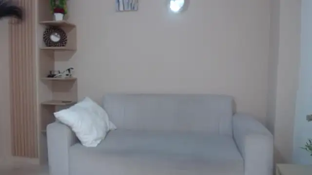 Snapshot of salome__2002 chatting on 07-12-26, 12:39 salome 2002 online show from 07-12-26, 12:39