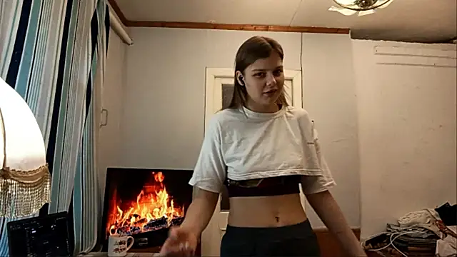 SonyaElliston online show from 06-10-26, 04:19