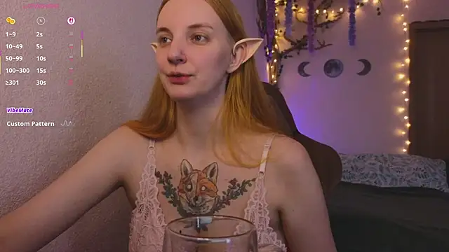 Snapshot of Elfie_Agatha chatting on 07-18-26, 09:51 Elfie Agatha online show from 07-18-26, 09:51