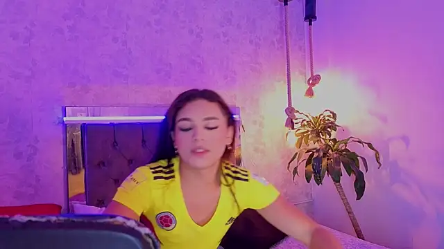 kathira londres online show from 06-23-26, 12:47